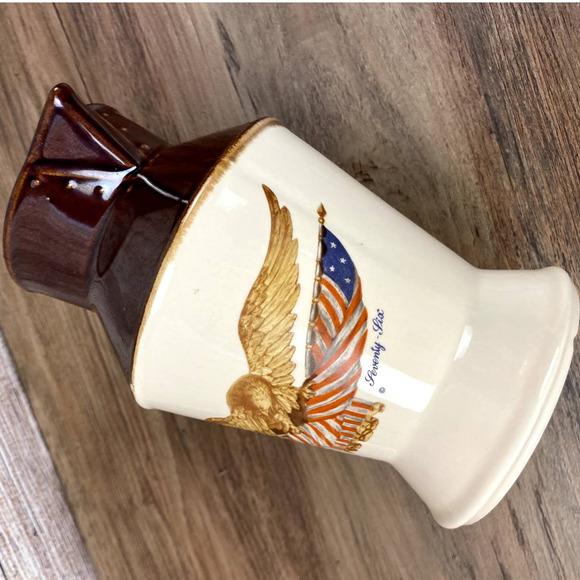 McCoy Spirit of '76 National Gallery of Art Carved Wooden Eagle Pitcher - Picture 5 of 10